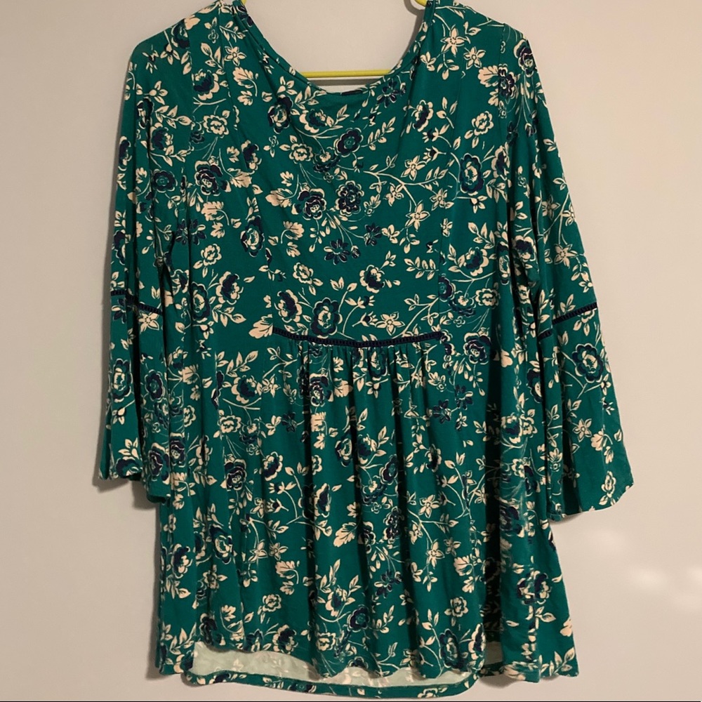 Floral flow shirt